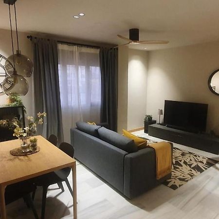 Apartamenticos Studio 98 Zaragoza Ngoại thất bức ảnh