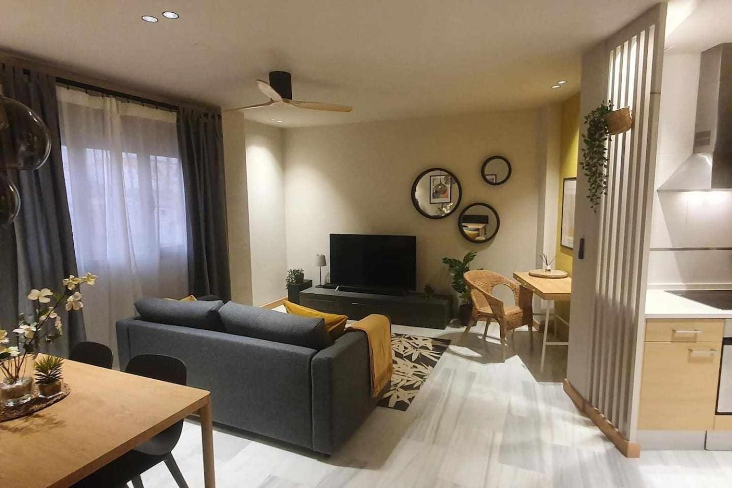 Apartamenticos Studio 98 Zaragoza Ngoại thất bức ảnh