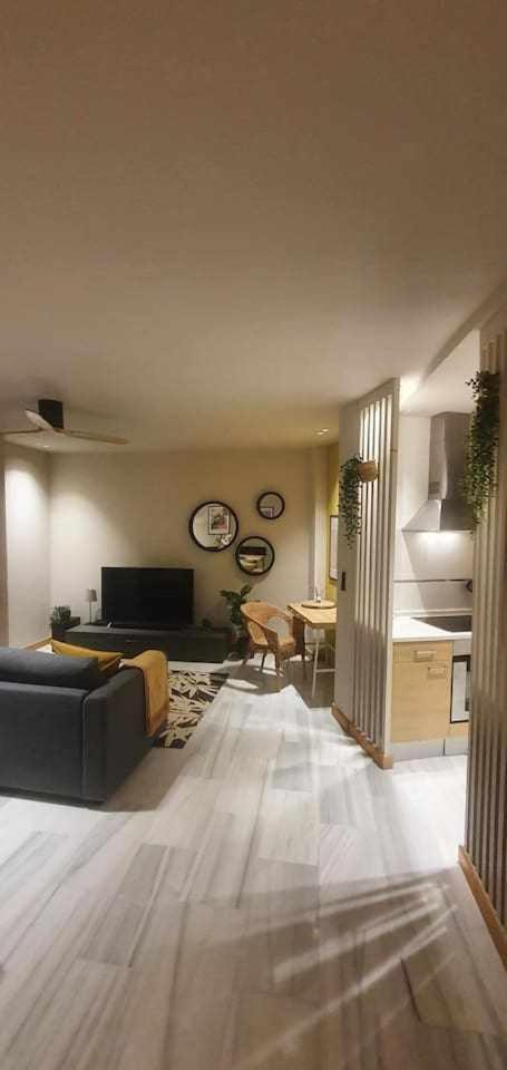 Apartamenticos Studio 98 Zaragoza Ngoại thất bức ảnh